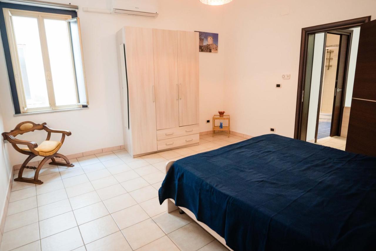 B&B Dell'Infopoint-La Via Silente Castelnuovo Cilento Bagian luar foto