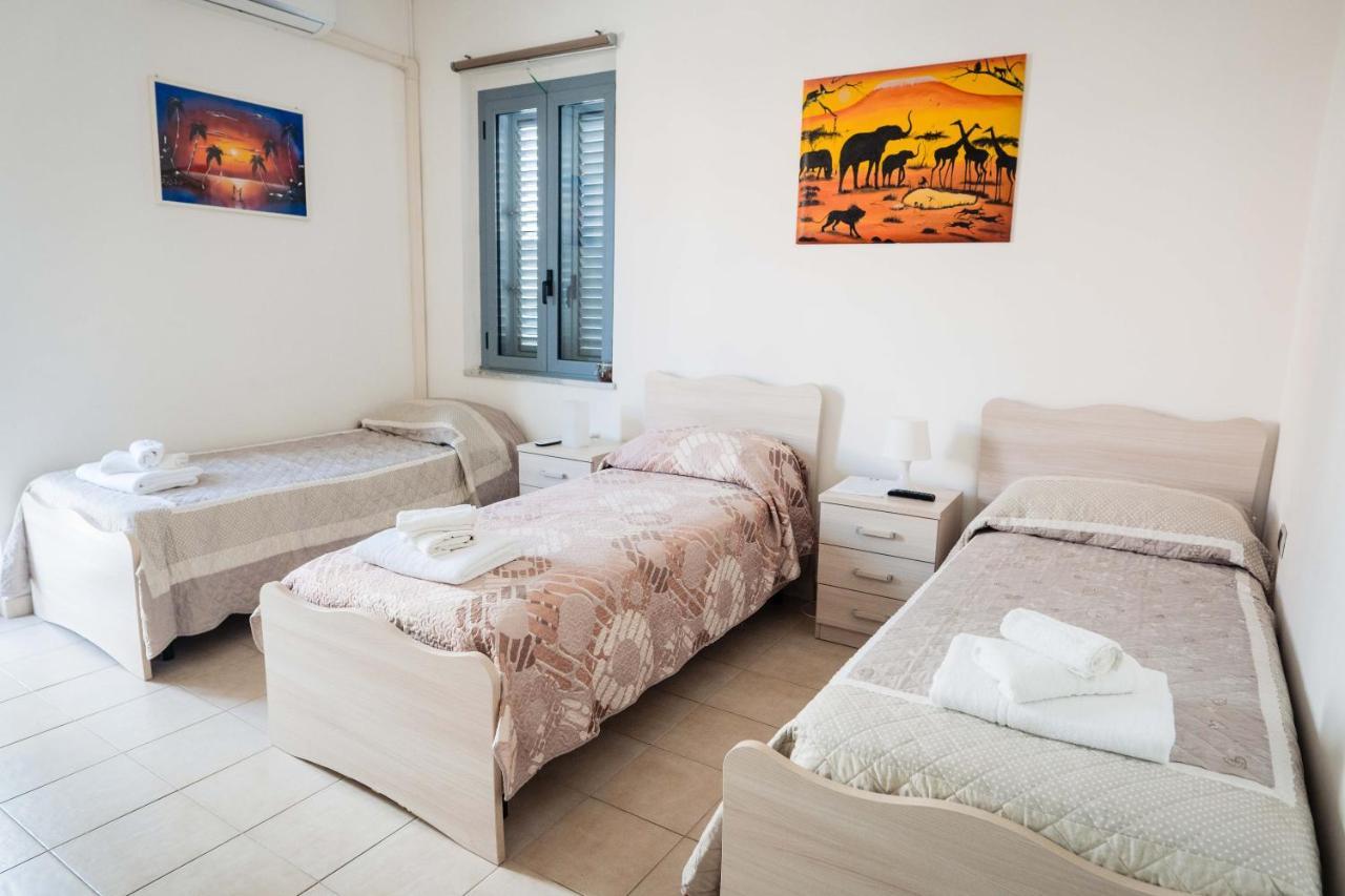 B&B Dell'Infopoint-La Via Silente Castelnuovo Cilento Bagian luar foto